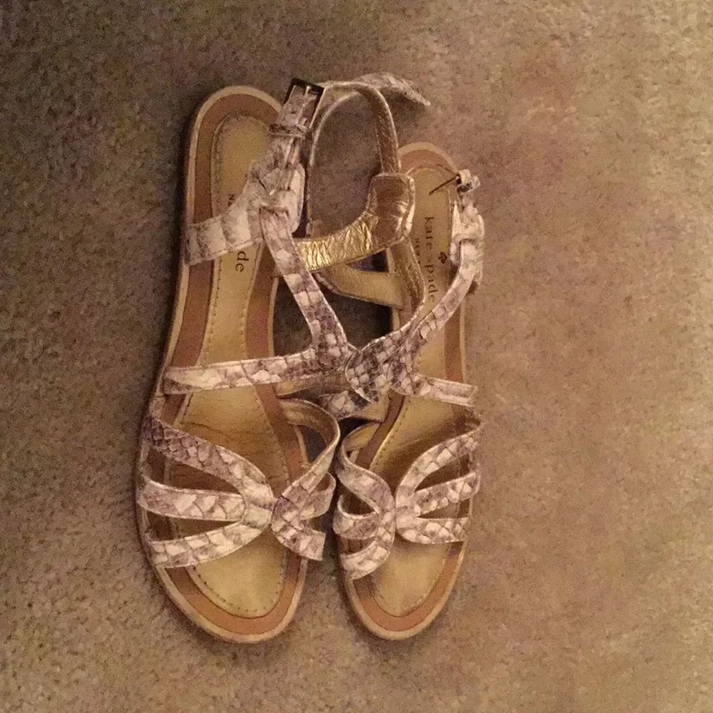 Kate Spade Ivoryย Shoes Sizeโ8M Ankle strapโbuckle